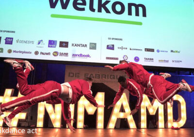 Breakdance act in thema show dans act