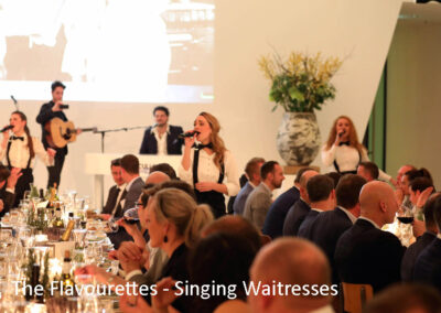 Singing waitresses the Flavourettes