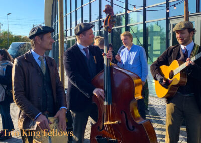 Trio King Fellows, mobiel en breed inzetbaar