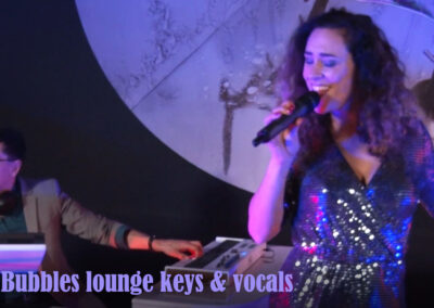 Bubbles lounge keys and vocals, jazz to dance duo