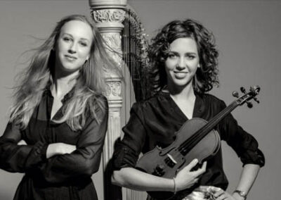 Harp viool duo Dada, licht klassieke muziek