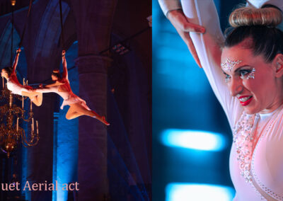 Luchtacrobaten aerial act in straps duet openingsact