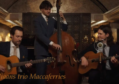 Italiaanse muziek van duo of trio Maccaferries