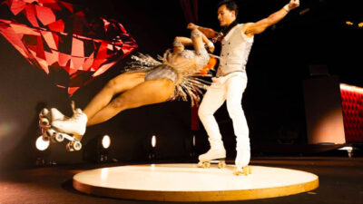 Acrobatic duet on skates wow show