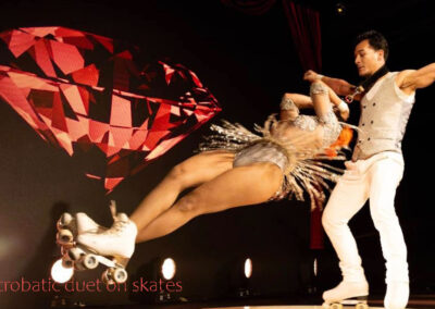 Acrobatic duet on skates wow show
